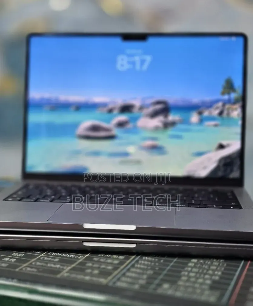 New Laptop Apple MacBook Pro 2021 M1 32GB Apple M1 Pro SSD 512GB