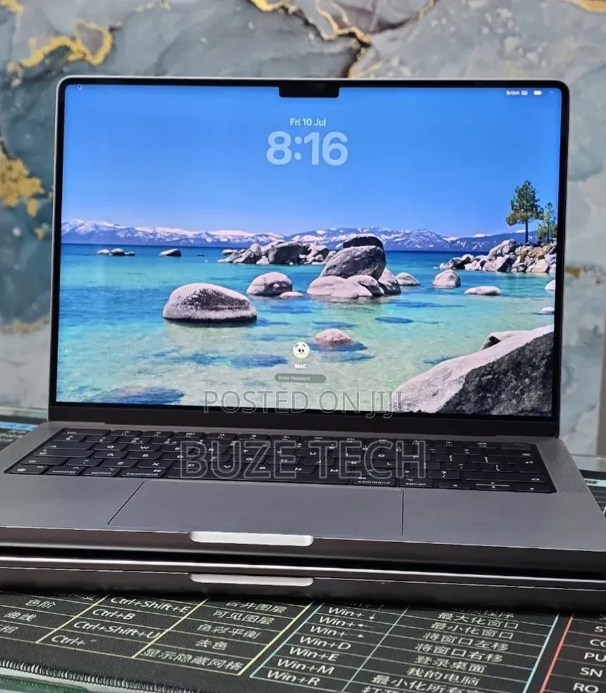New Laptop Apple MacBook Pro 2021 M1 32GB Apple M1 Pro SSD 512GB