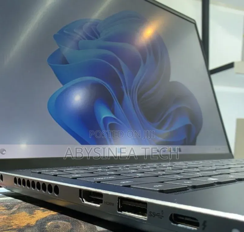 New Laptop Dell Inspiron 15 16GB Intel Core i7 SSD 512GB