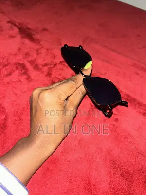 Black Rectangle Sunglasses