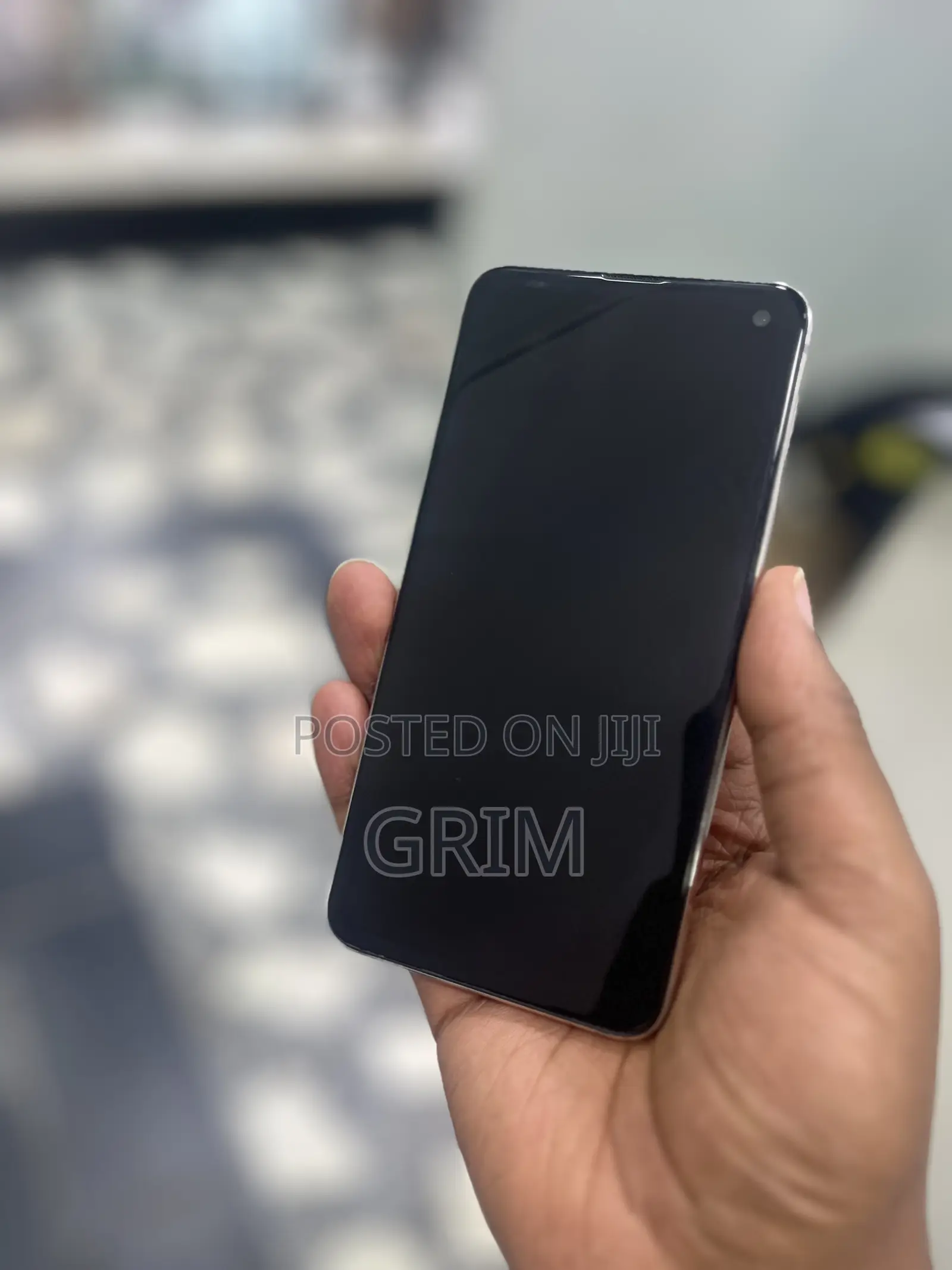 Samsung Galaxy S10e 128 GB White