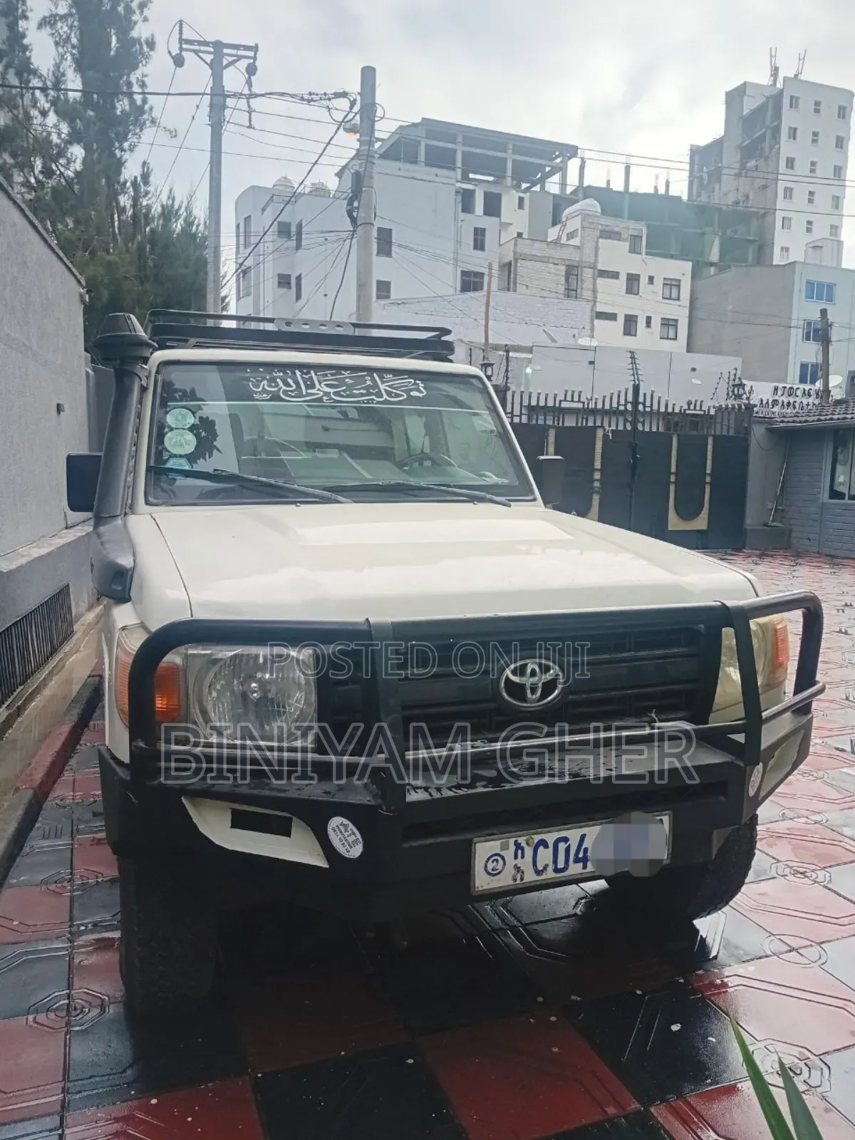 Toyota Land Cruiser 2018 White