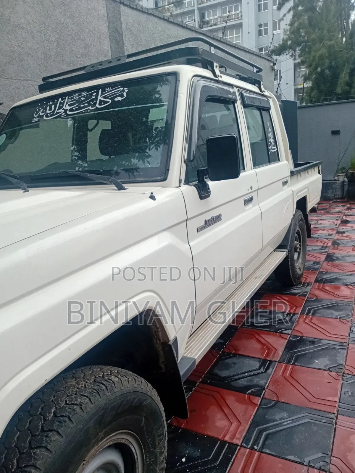 Toyota Land Cruiser 2018 White