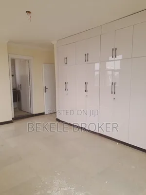Furnished 4bdrm Apartment in አፓርትመንት, Bole for sale