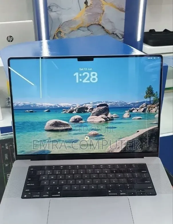 New Laptop Apple MacBook Pro 2021 M1 32GB Apple M1 Pro SSD 1T