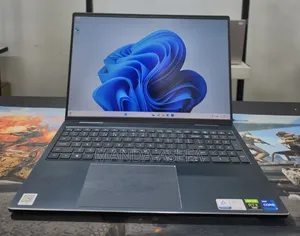 New Laptop Dell Inspiron 15 16GB Intel Core i7 SSD 512GB