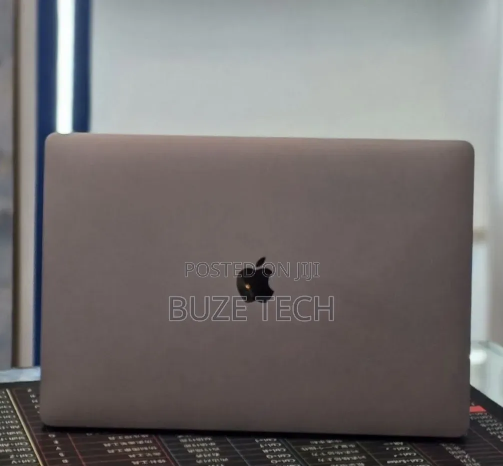 New Laptop Apple MacBook Pro 2019 16GB Intel Core i9 SSD 2T