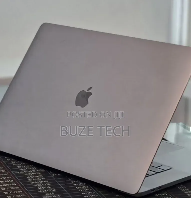 New Laptop Apple MacBook Pro 2019 16GB Intel Core i9 SSD 2T