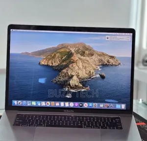 New Laptop Apple MacBook Pro 2018 32GB Intel Core i7 SSD 1T