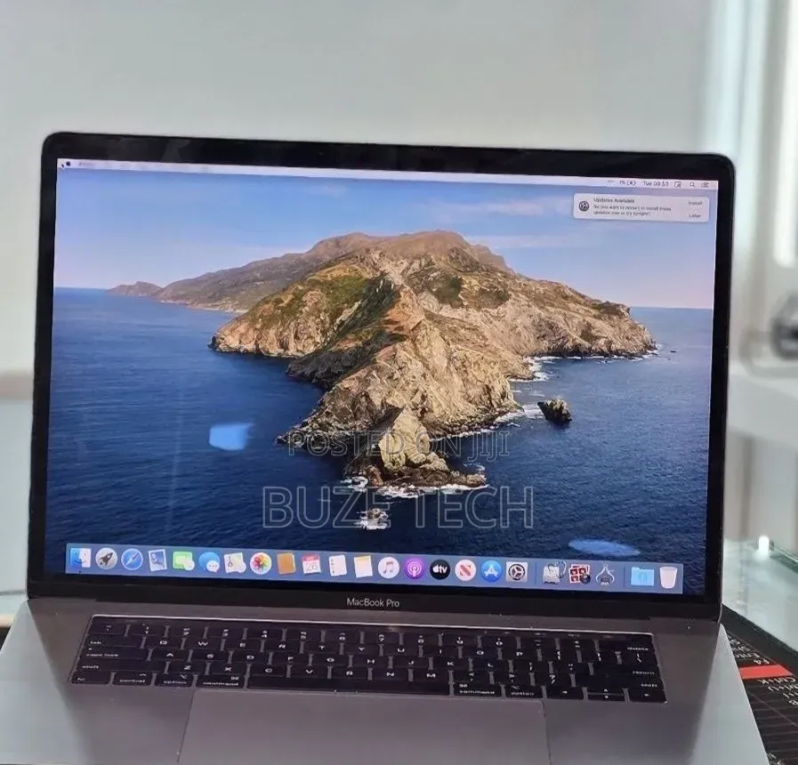 New Laptop Apple MacBook Pro 2018 32GB Intel Core i7 SSD 1T