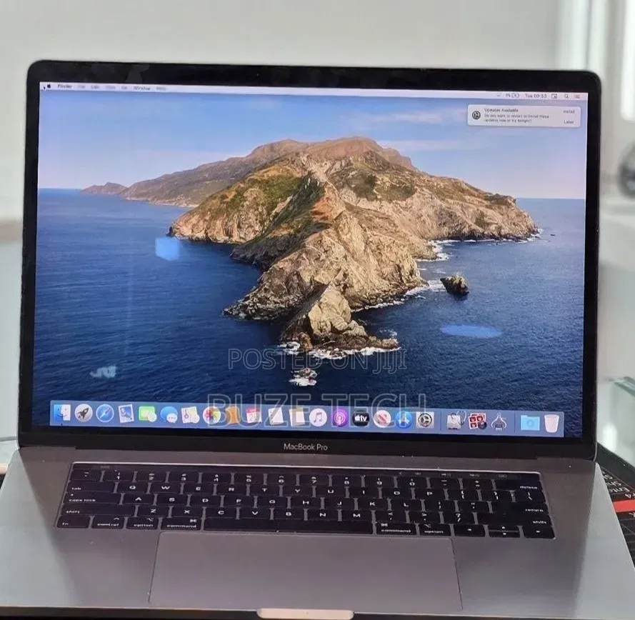 New Laptop Apple MacBook Pro 2018 32GB Intel Core i7 SSD 1T