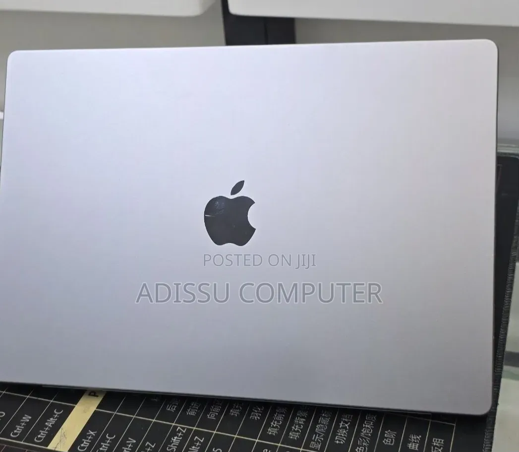 New Laptop Apple MacBook Pro 2021 M1 Max 32GB Apple M1 Max SSD 1T