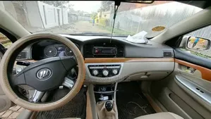 Lifan Abay 2012 Gold