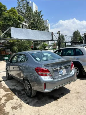 Mitsubishi Attrage 2022 Gray
