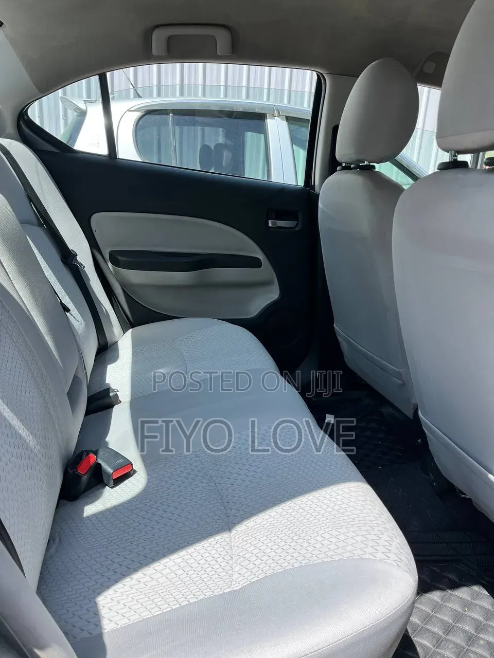 Mitsubishi Attrage 2022 Gray