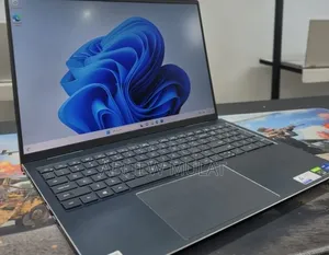 New Laptop Dell Inspiron 15 16GB Intel Core i7 SSD 512GB