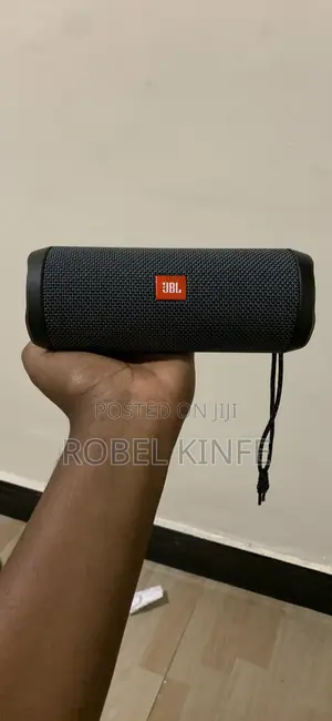 Original JBL Essential Flip