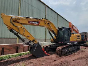 Excavator 30/70 Bank