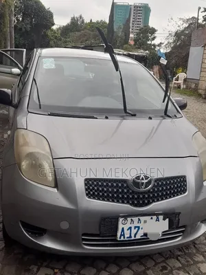Toyota Yaris 2008 Gray