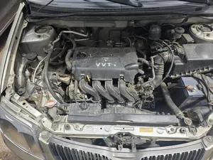 Toyota Corolla 2006 Gold