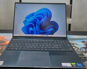 New Laptop Dell Inspiron 15 16GB Intel Core i7 SSD 512GB