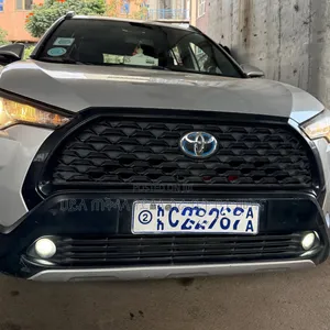 Toyota Corolla Cross Hybrid 2023 Silver