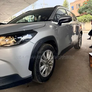 Toyota Corolla Cross Hybrid 2023 Silver