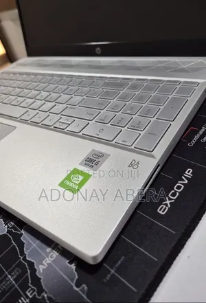 New Laptop HP 8GB Intel Core i5 SSD 512GB