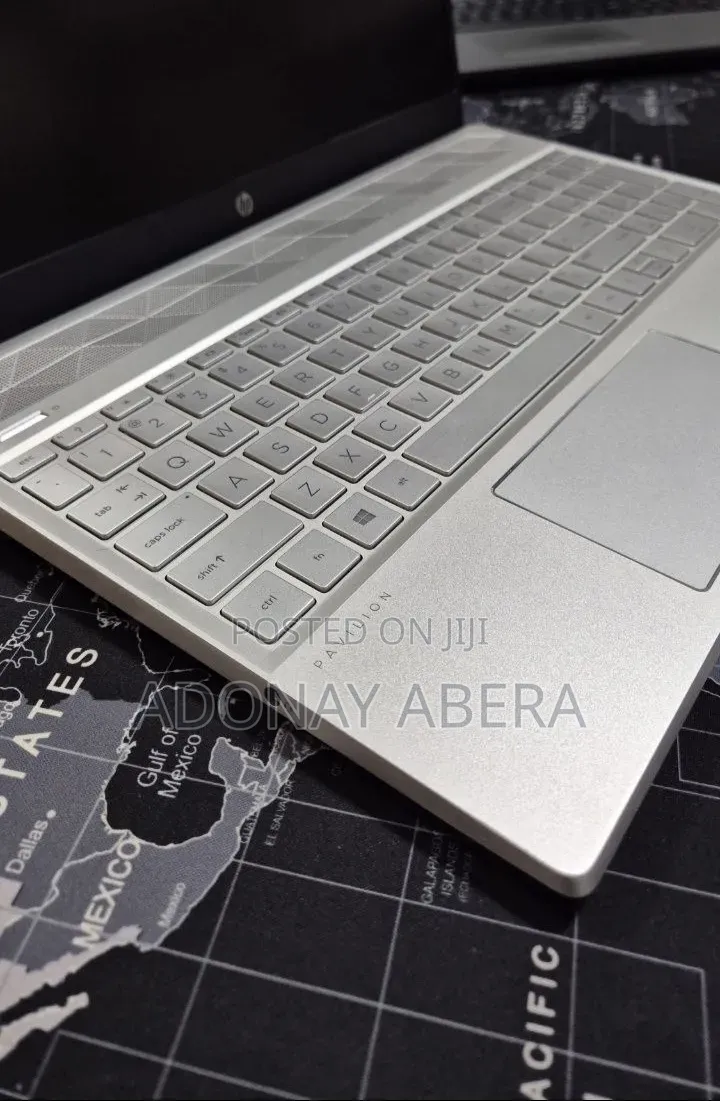 New Laptop HP 8GB Intel Core i5 SSD 512GB