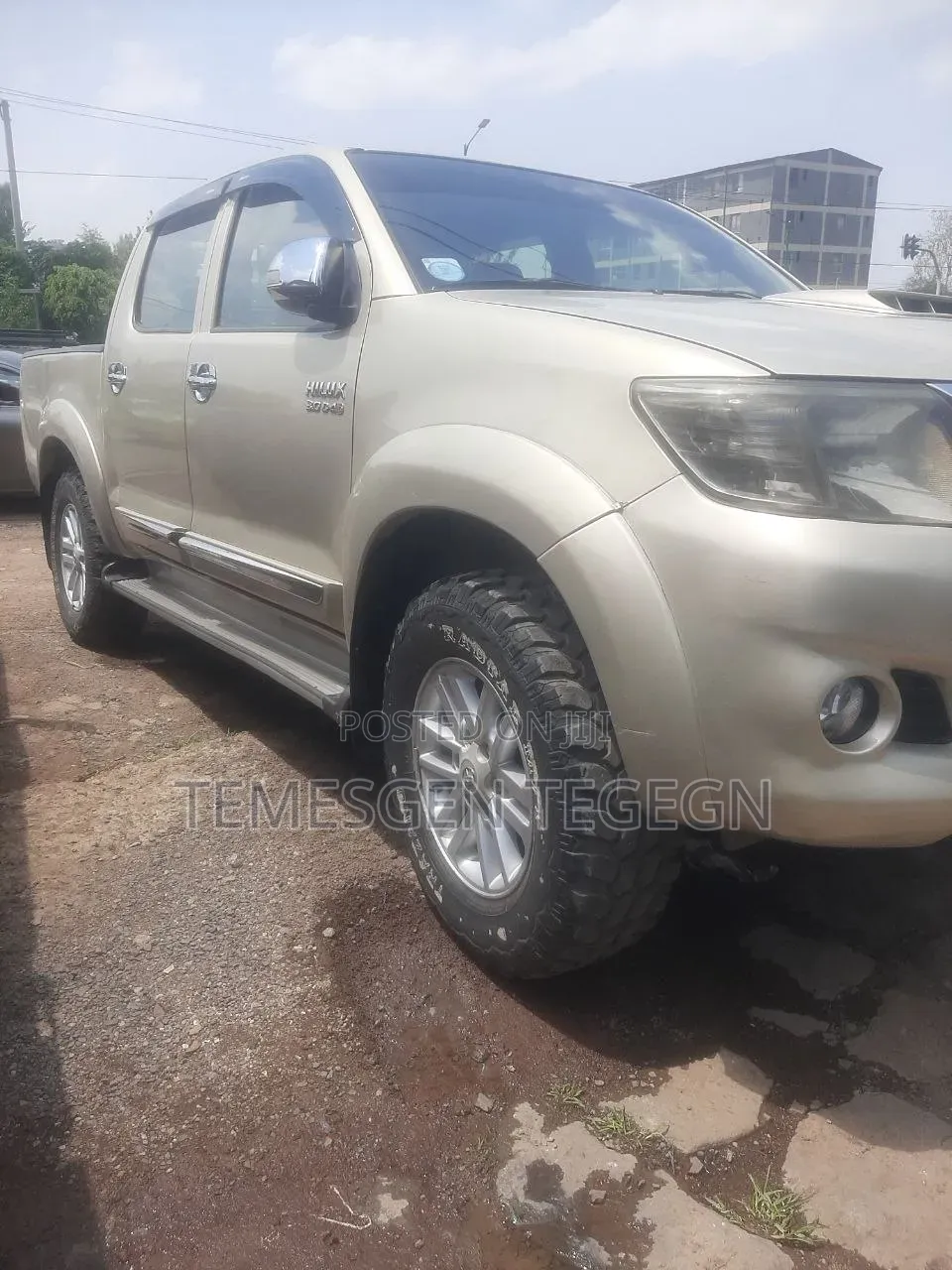 Toyota Hilux 2015 Gold