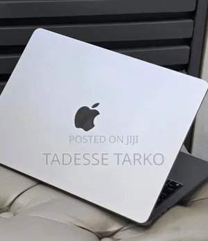 New Laptop Apple MacBook Air 2022 M2 8GB Apple M2 SSD 256GB