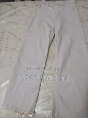Zara Jeans