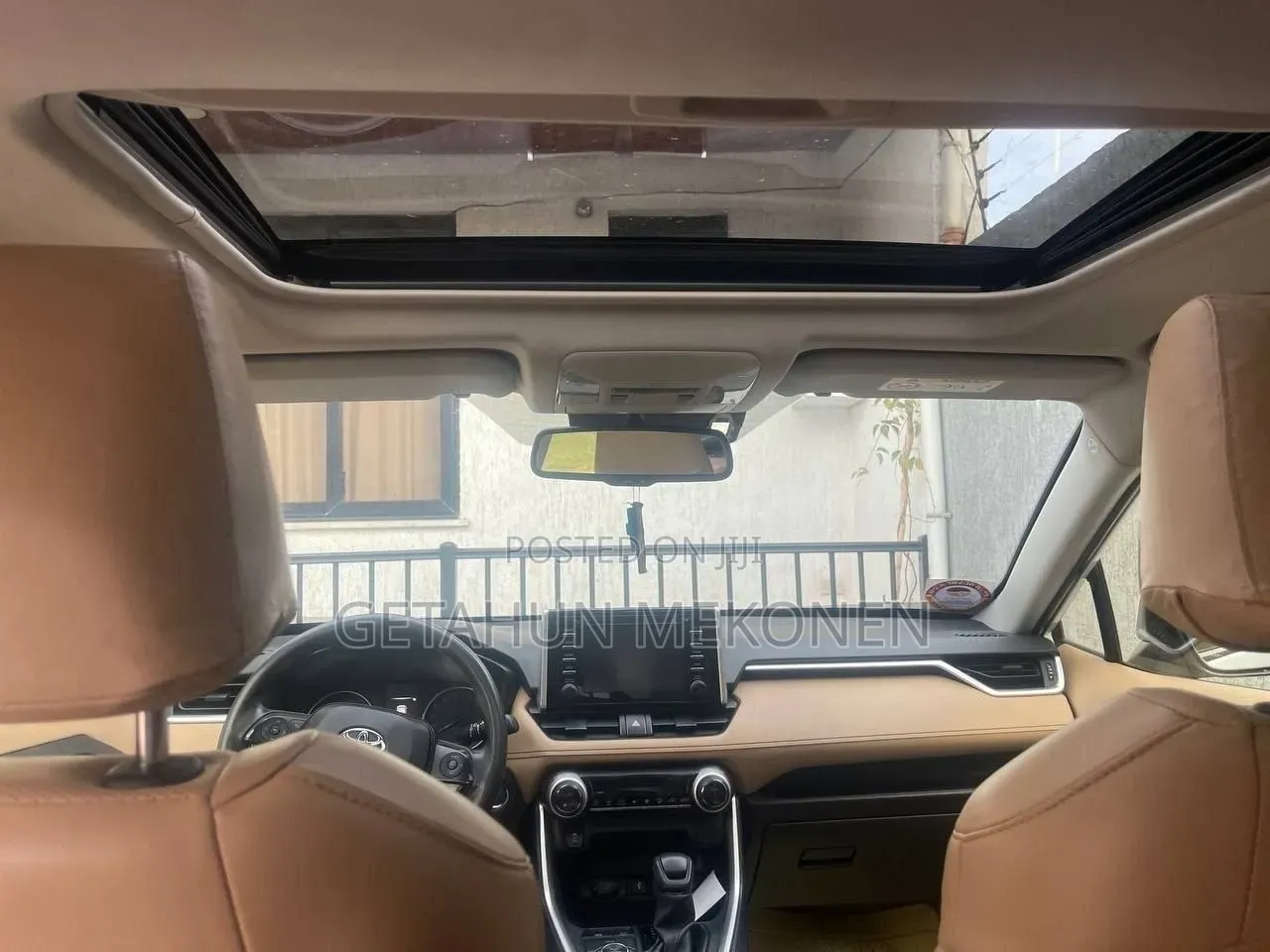 Toyota RAV4 2023 White