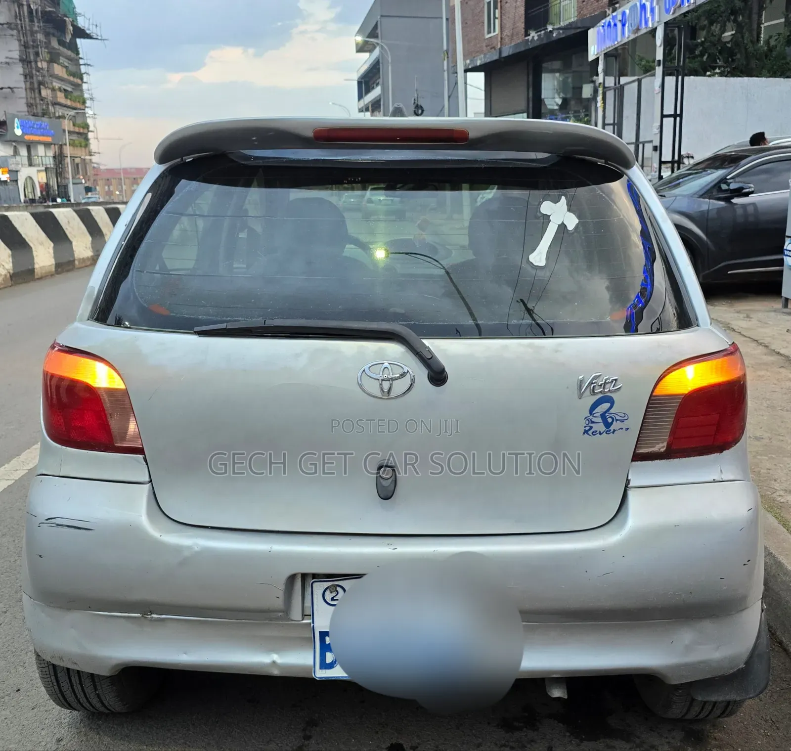 Toyota Vitz 2001 Silver