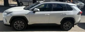 Toyota RAV4 2023 White