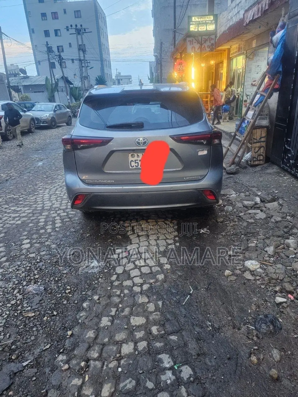 Toyota Highlander Hybrid 2024 Silver