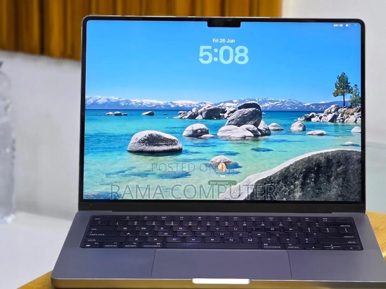 New Laptop Apple MacBook Pro 2021 M1 32GB Apple M1 Pro SSD 512GB