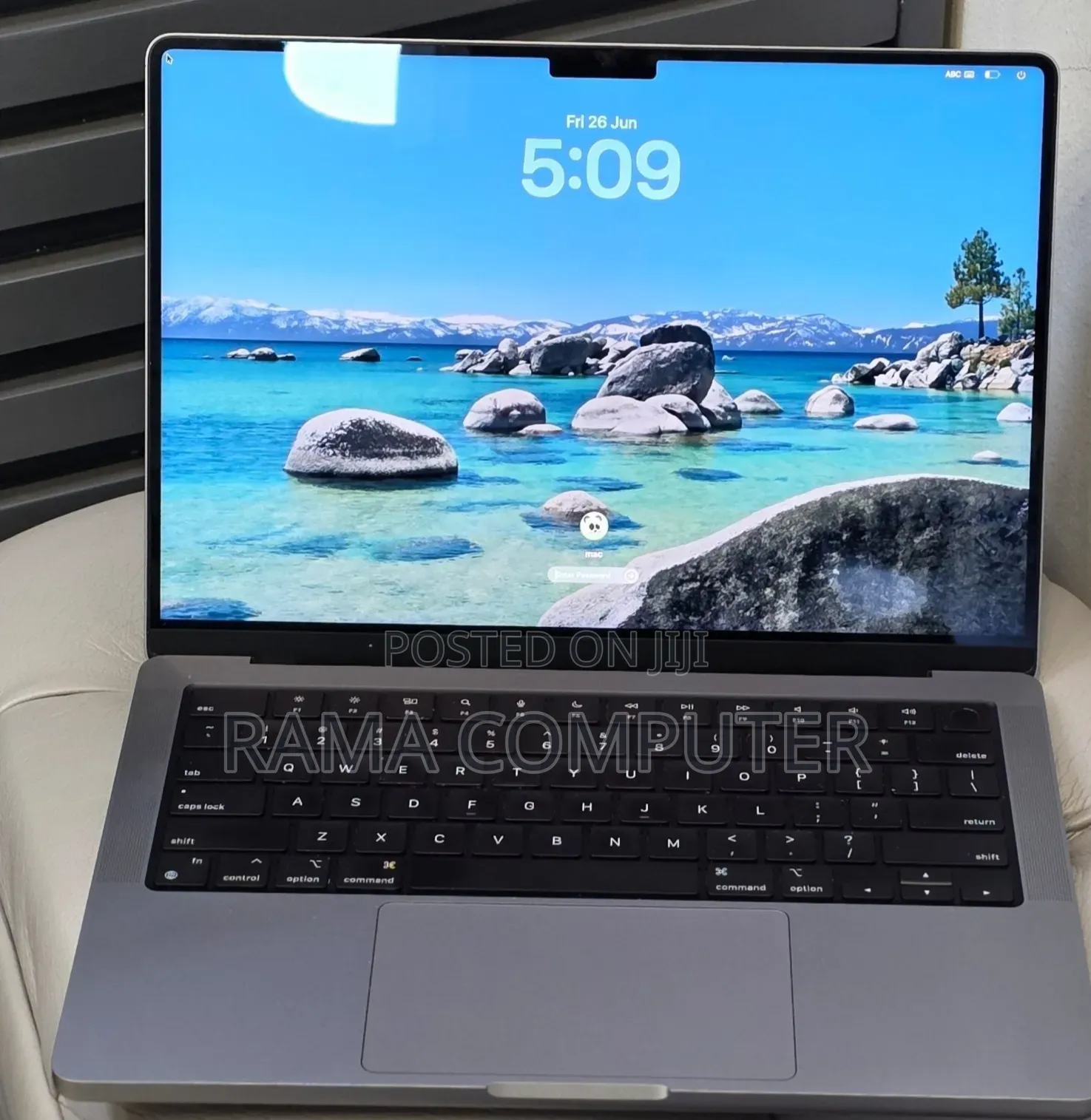 New Laptop Apple MacBook Pro 2021 M1 32GB Apple M1 Pro SSD 512GB
