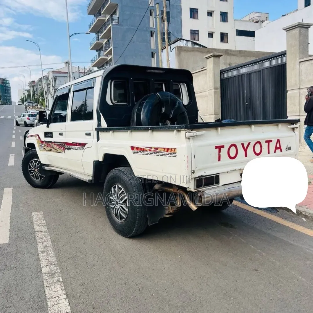 Toyota Mark II 2022 White