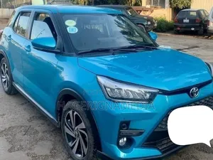 Toyota Raize 2022 Blue