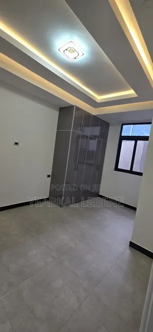 Furnished 7bdrm House in Bole for sale