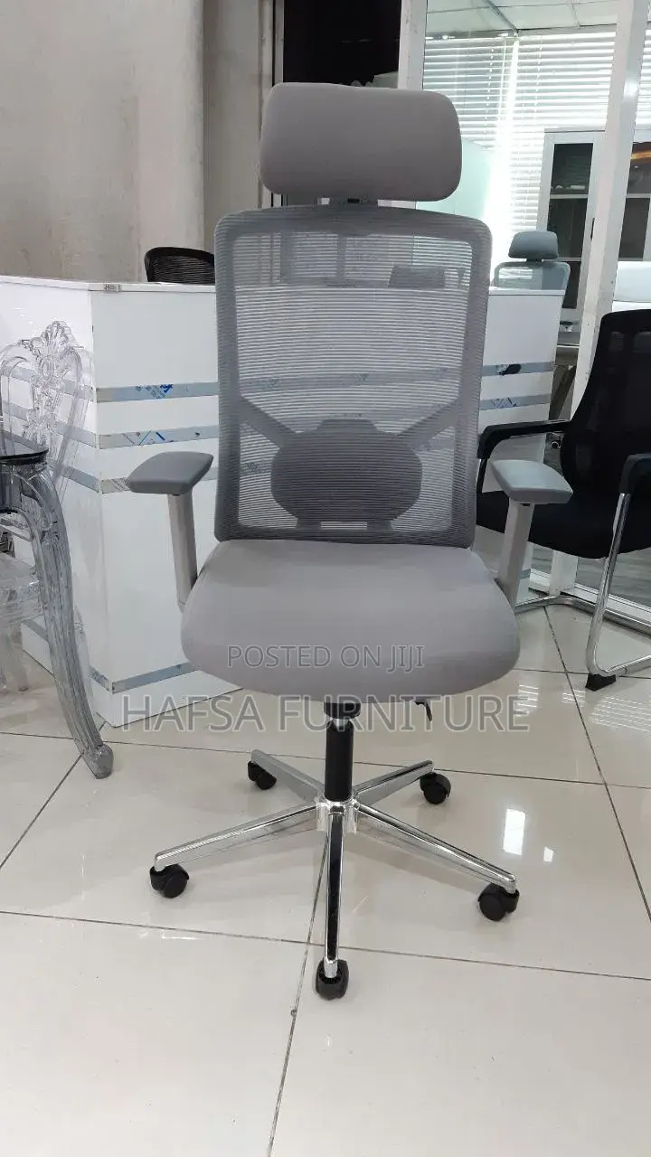 White Office Mesh Chair