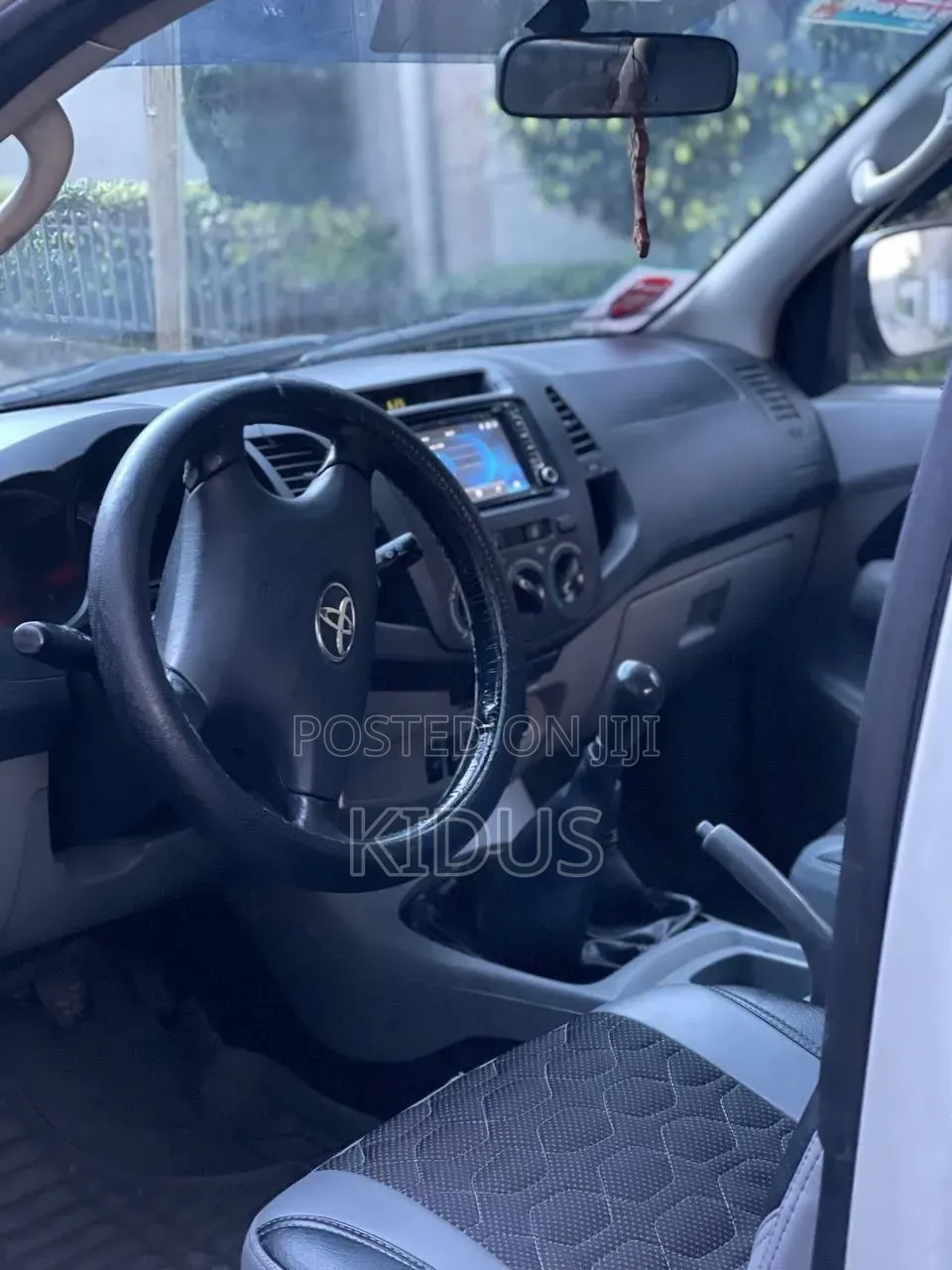 Toyota Hilux 2006 Silver