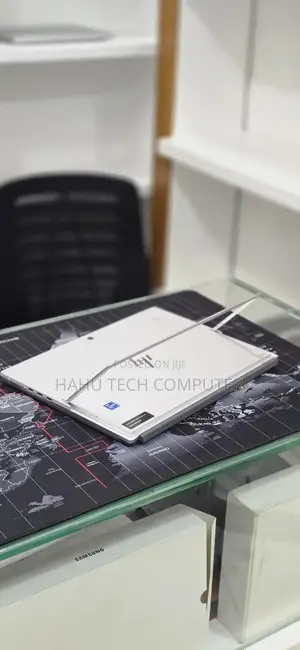 New Laptop HP Elite X2 G8 16GB Intel Core i7 SSD 512GB