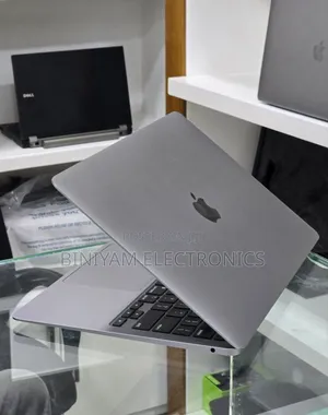 New Laptop Apple MacBook Air 2020 M1 8GB Apple M1 SSD 256GB