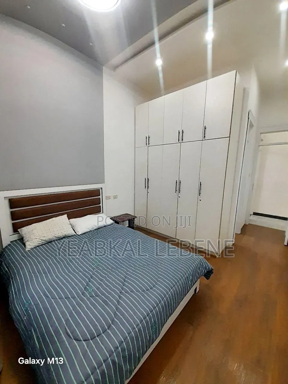 Furnished 5bdrm Villa in Bole for sale