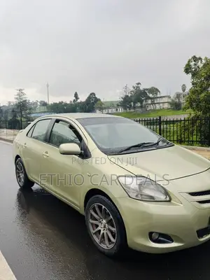 Toyota Yaris Sedan Automatic 2007 Yellow