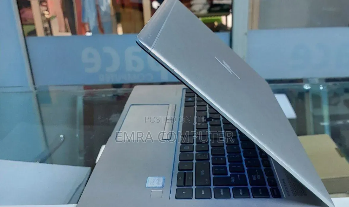 New Laptop HP EliteBook 840 G5 16GB Intel Core i5 SSD 512GB