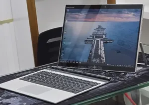 New Laptop HP Elite X2 G8 16GB Intel Core i7 SSD 512GB