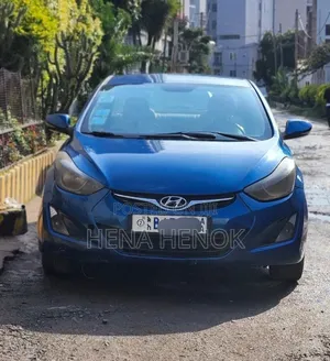Hyundai Avante 2016 Blue